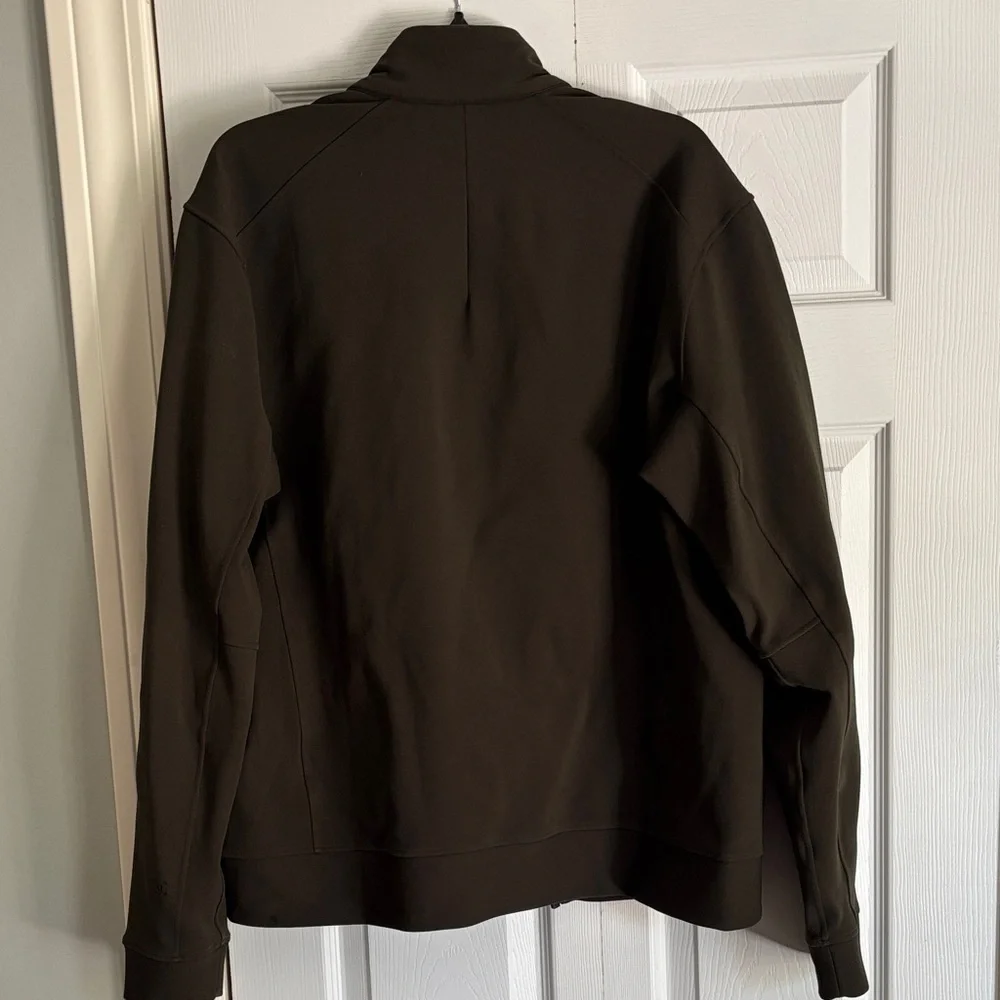 lululemon athletica Men's Jacket in Dark Green